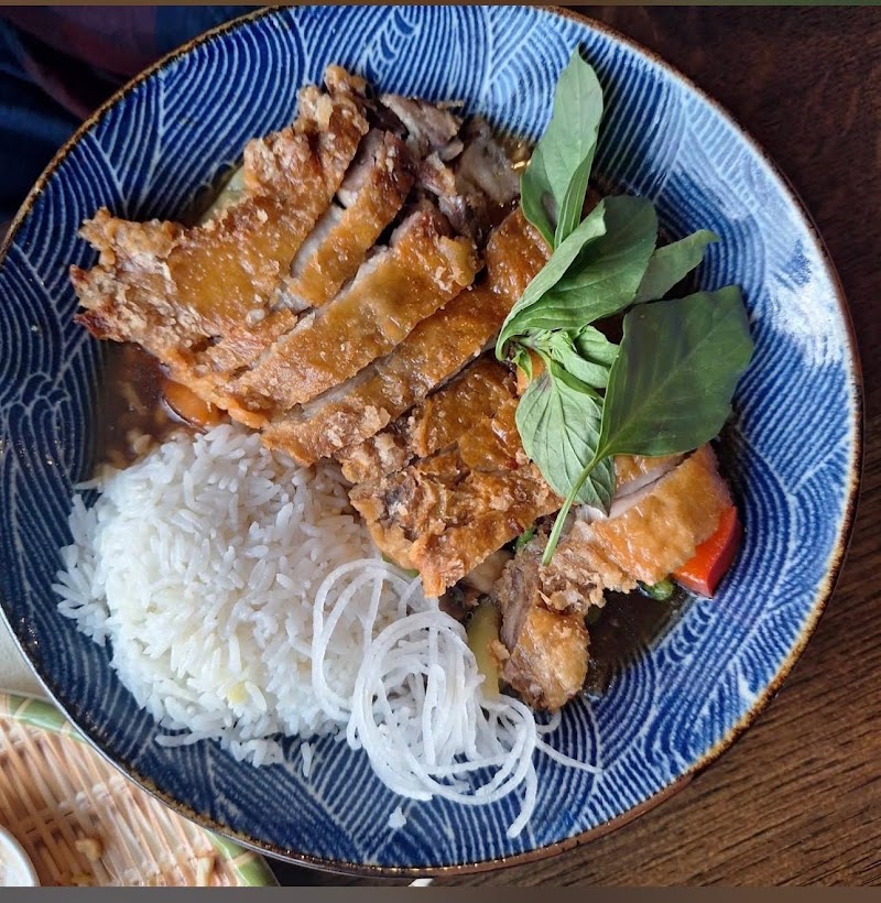 NOM vietnamese fusion food