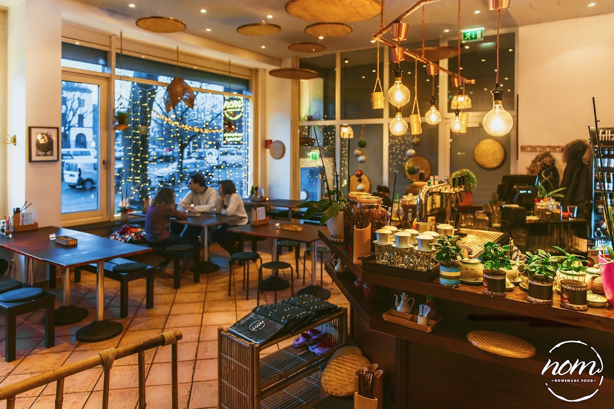 NOM vietnamese fusion food — Restaurant